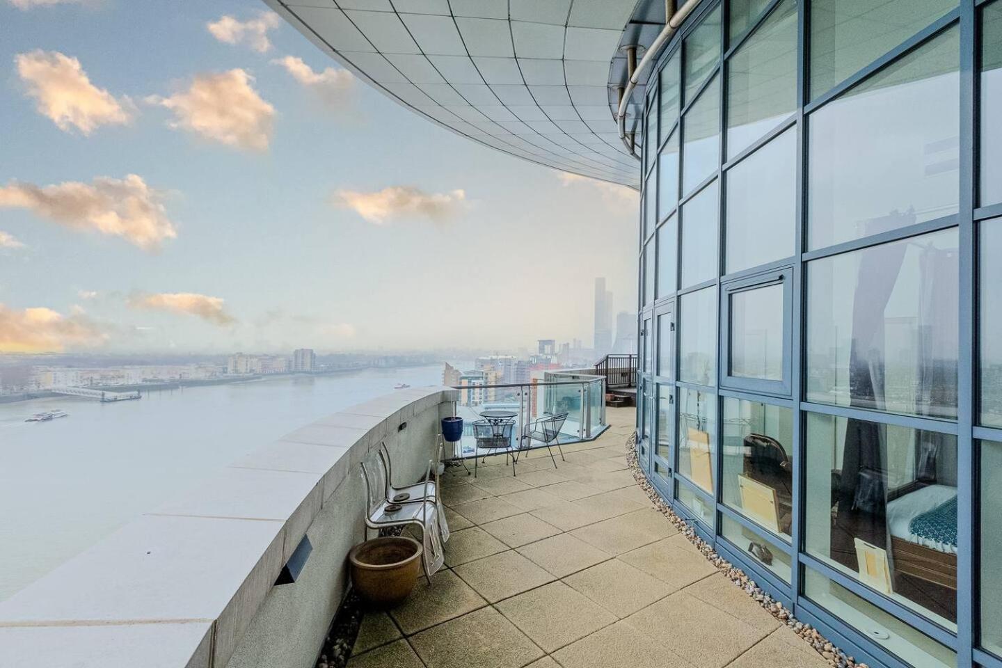 London Canary Wharf Riverside Penthouse Apartment Eksteriør bilde